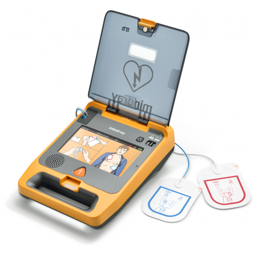 AED Defibrillator Mindray BeneHeart C2 geöffnet mit Display und Elektroden